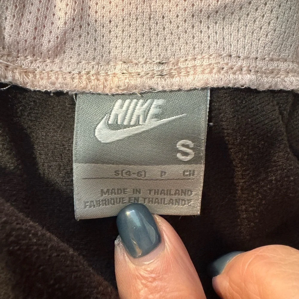 Nike Women’s Brown Workout Trousers with Pink Accents